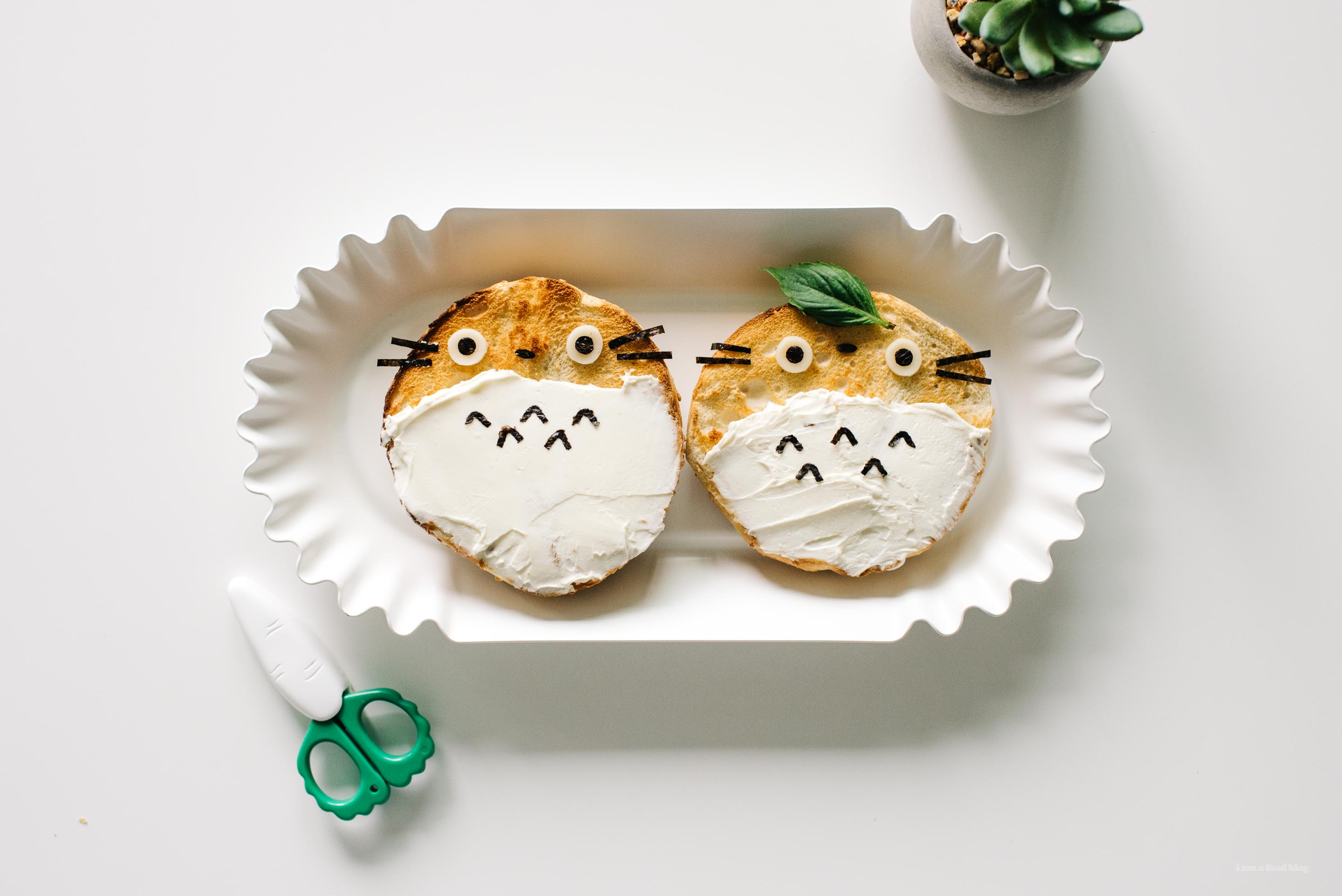 Totoro Week: How to Make a Totoro Cream Cheese Bagel