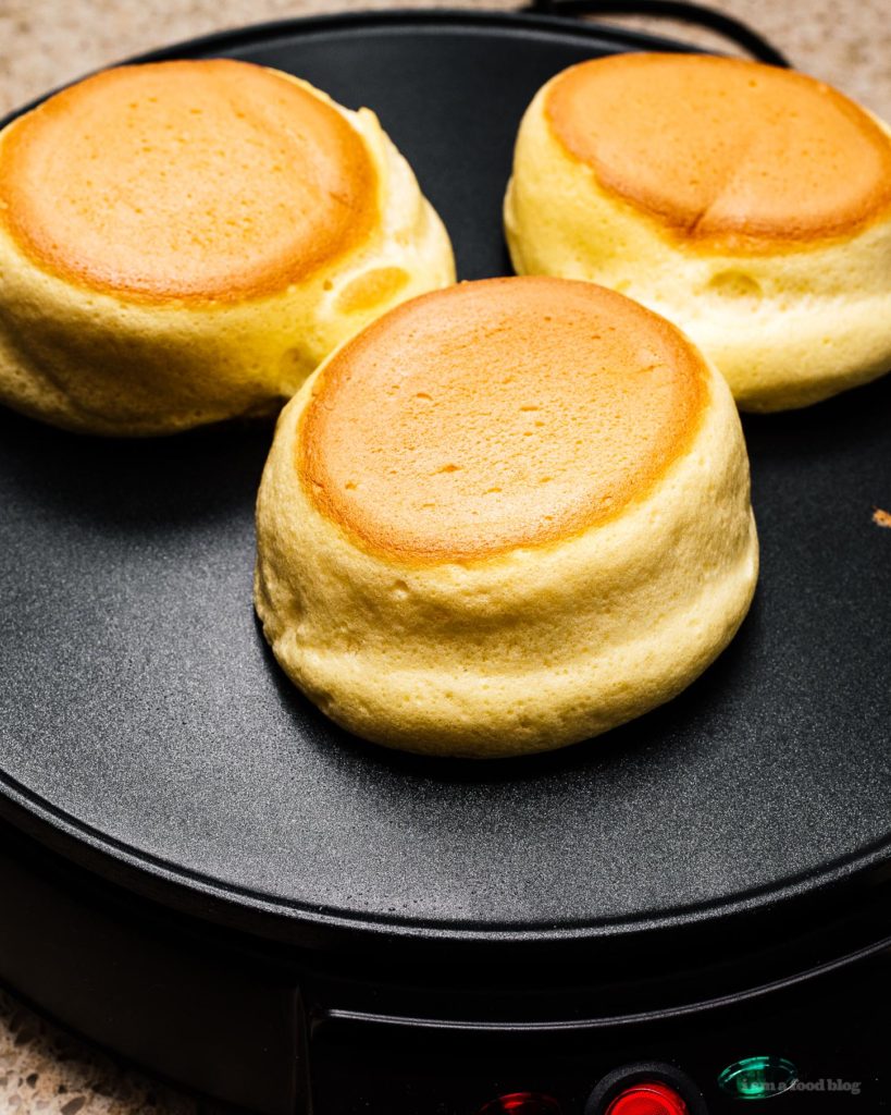 Fluffy Japanese Pancakes: Souffle Pancake Recipe · i am a food blog i