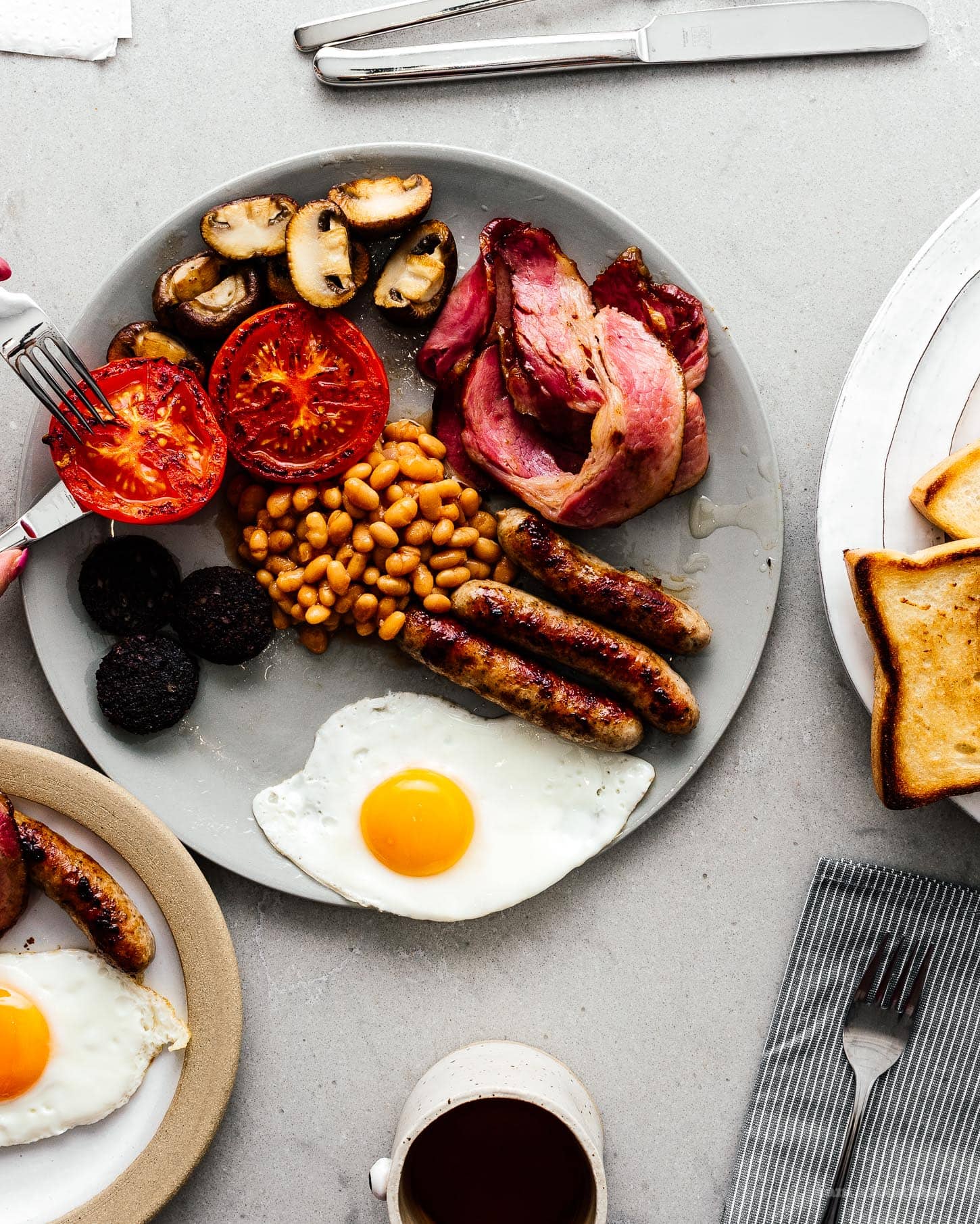 A Breakdown of the Full English Breakfast · i am a food blog