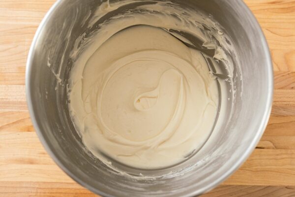 cream cheese frosting | www.iamafoodblog.com
